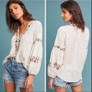 NWT Vanessa Virginia Carthage Embroidered
Peasant Top